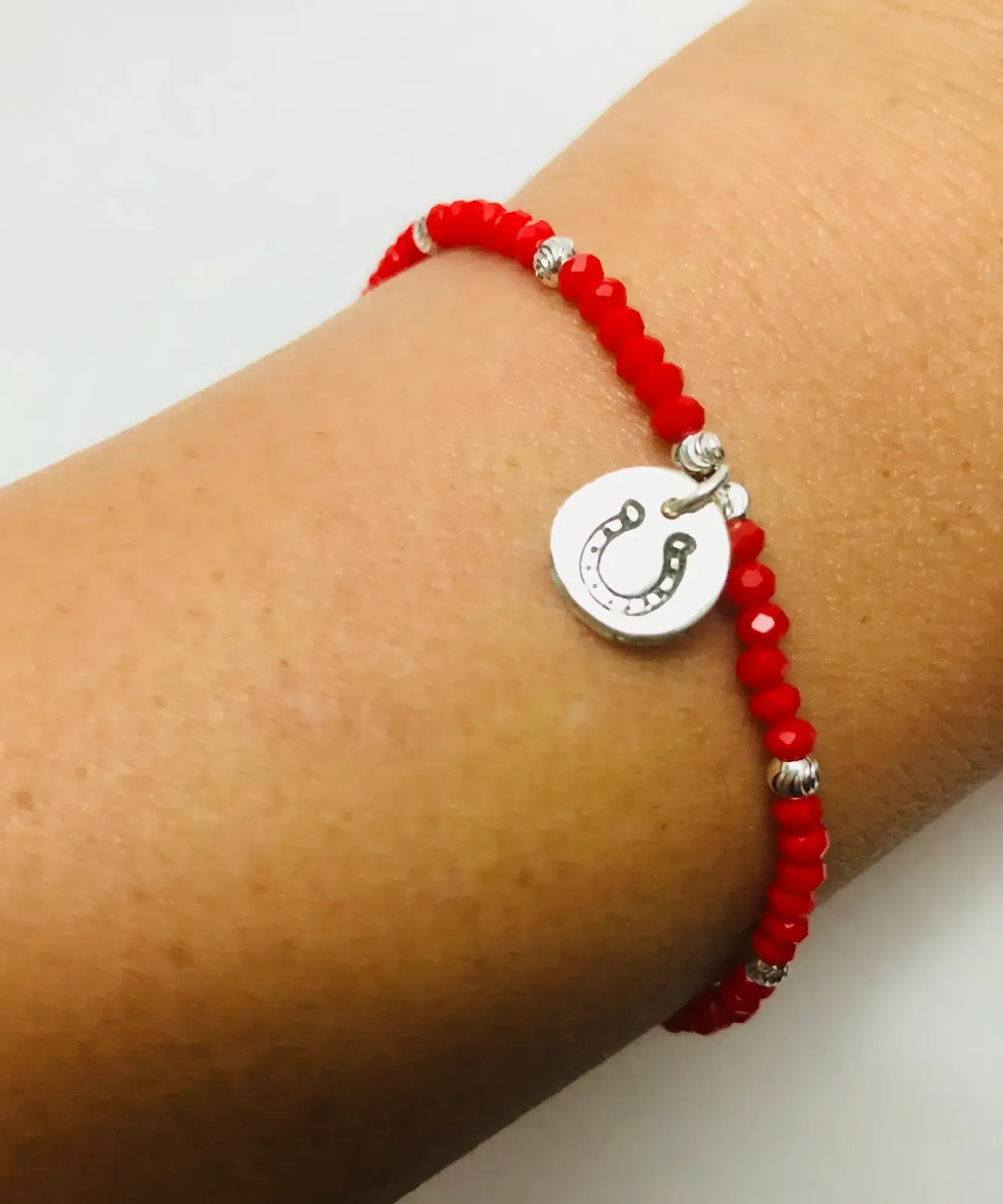 Pulsera roja colgante plata 925 herradura de la suerte